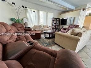DESOTO PARK CONDO · #117 in Hallandale Beach - Photo 20