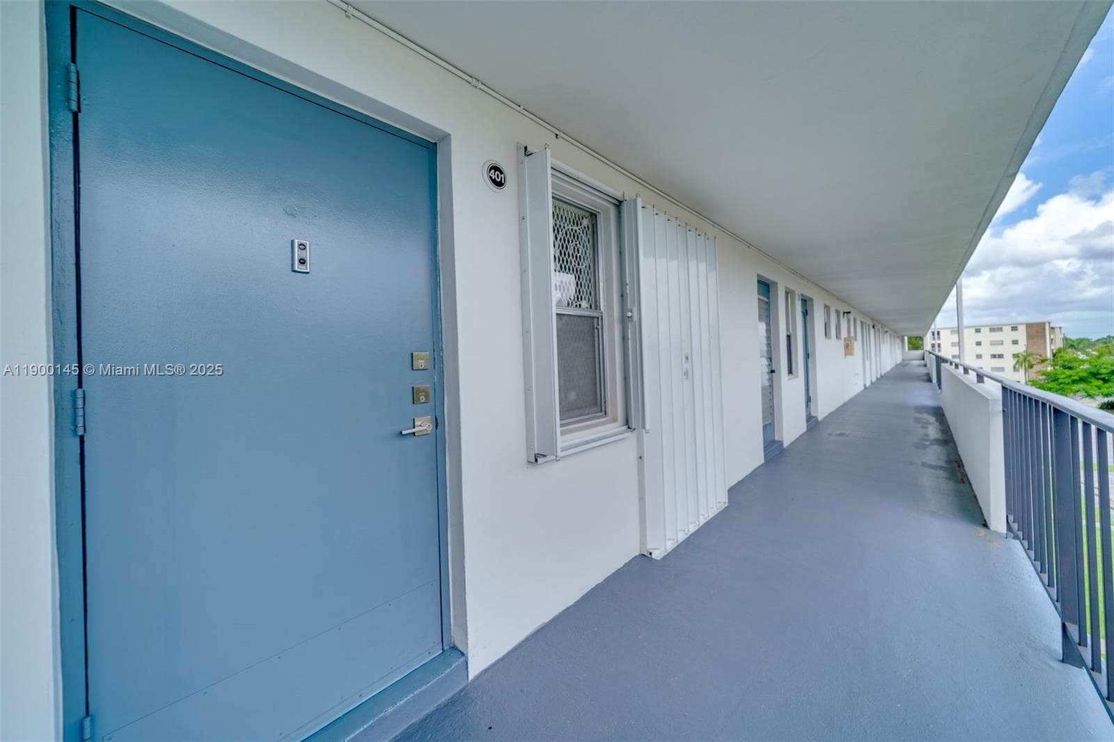 HILLCREST COUNTRY CLUB NO · #401 in Hollywood - Photo 4