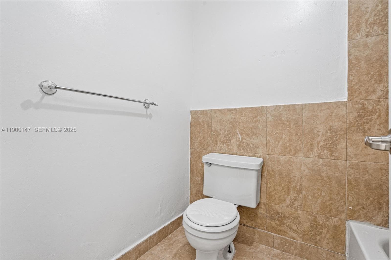 VILLAGE AT DADELAND CONDO · #B217 in Miami - Photo 6