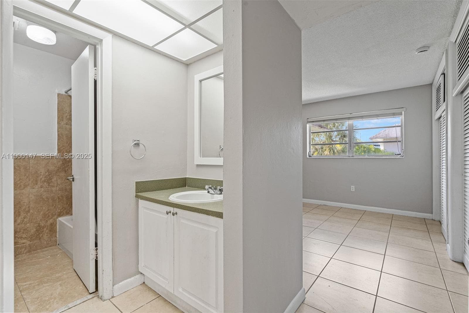 VILLAGE AT DADELAND CONDO · #B217 in Miami - Photo 32