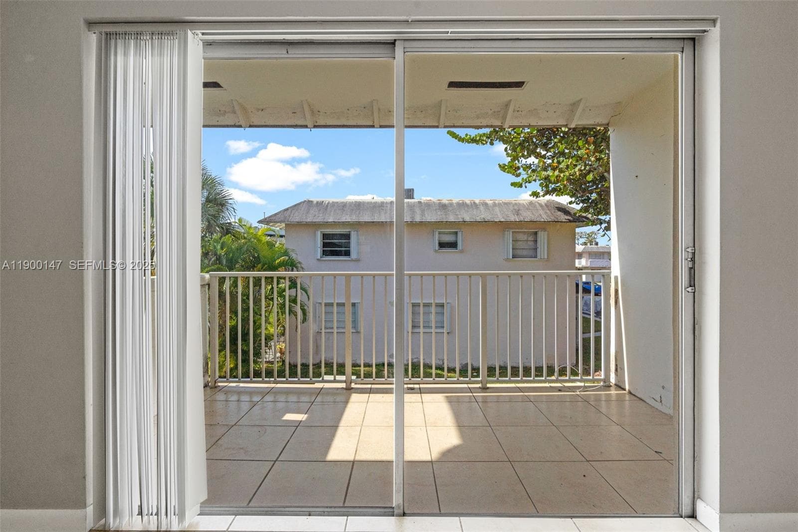 VILLAGE AT DADELAND CONDO · #B217 in Miami - Photo 8