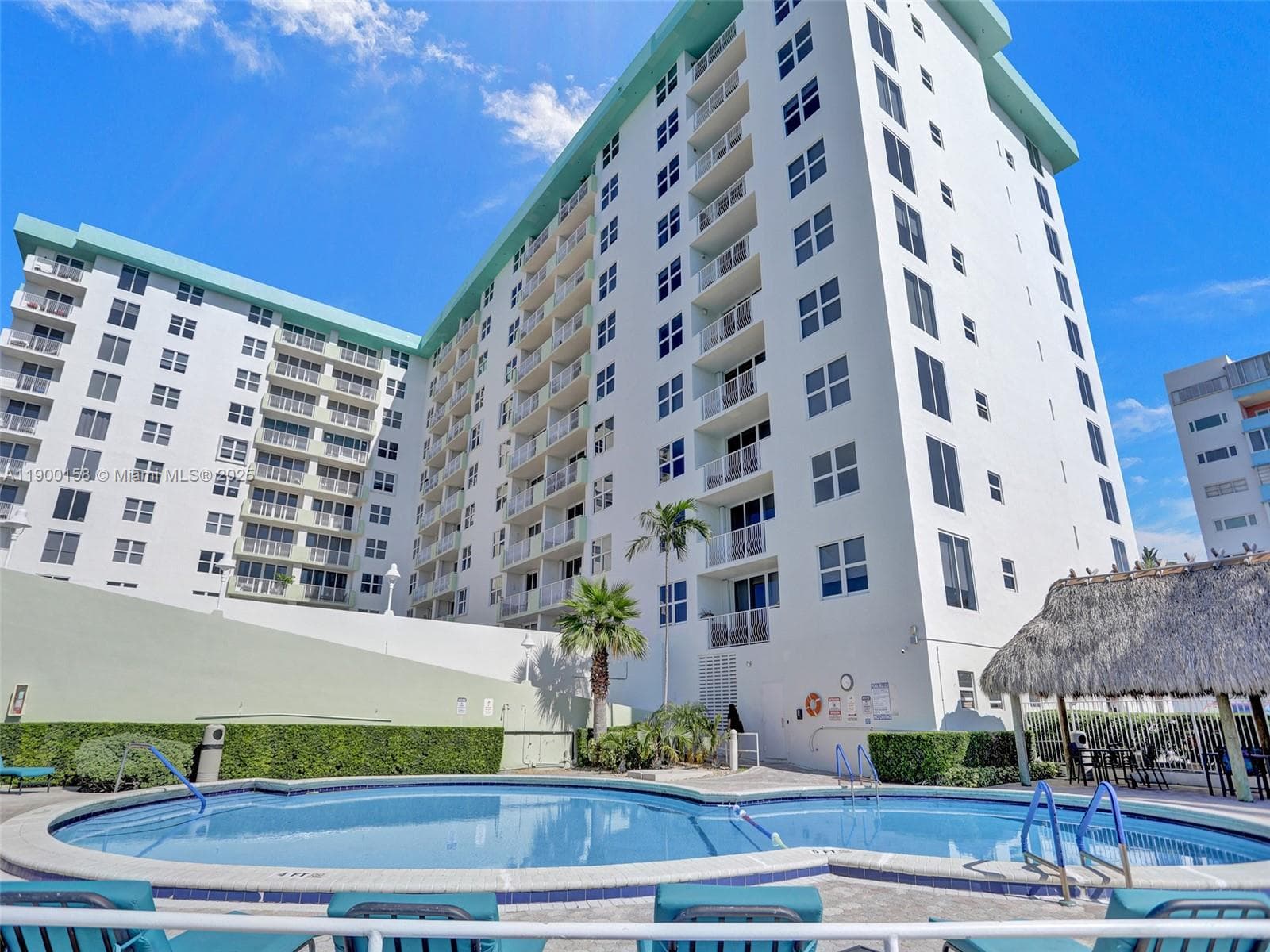 ISLAND POINTE CONDO · #PHN in Bay Harbor Islands - Photo 46