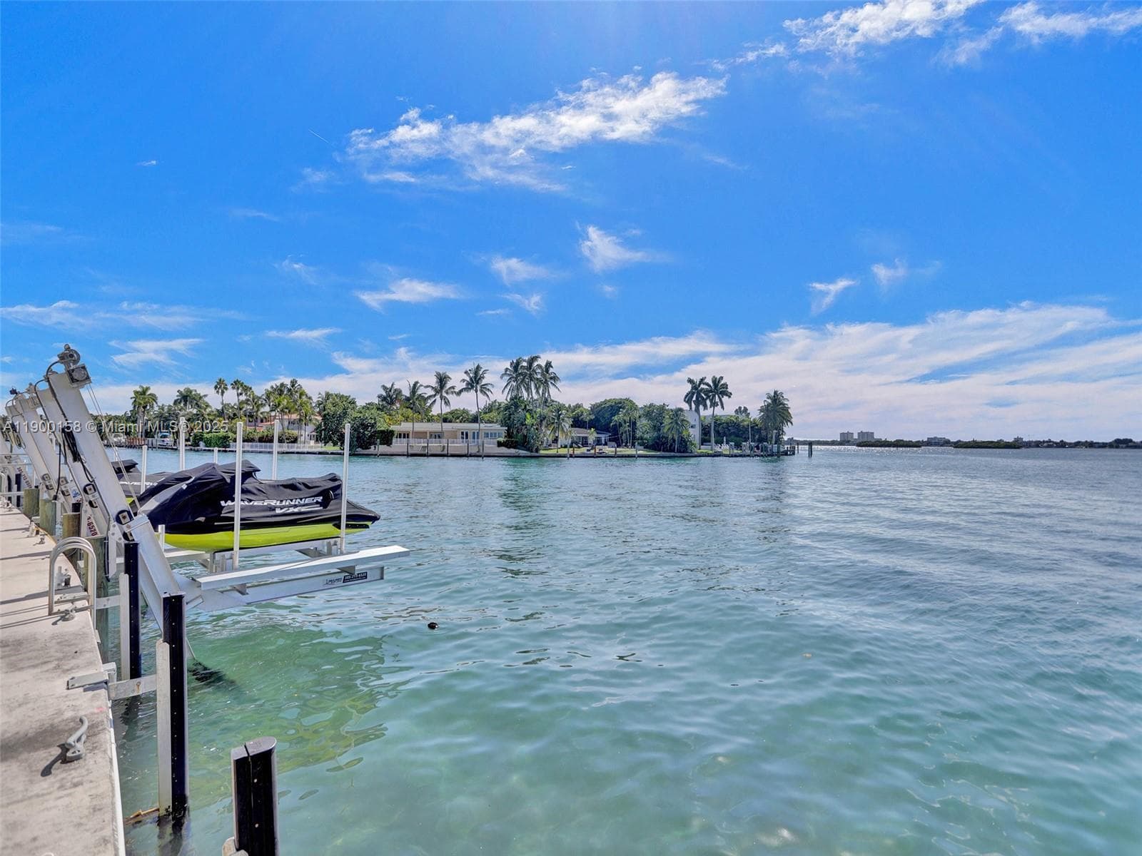 ISLAND POINTE CONDO · #PHN in Bay Harbor Islands - Photo 47