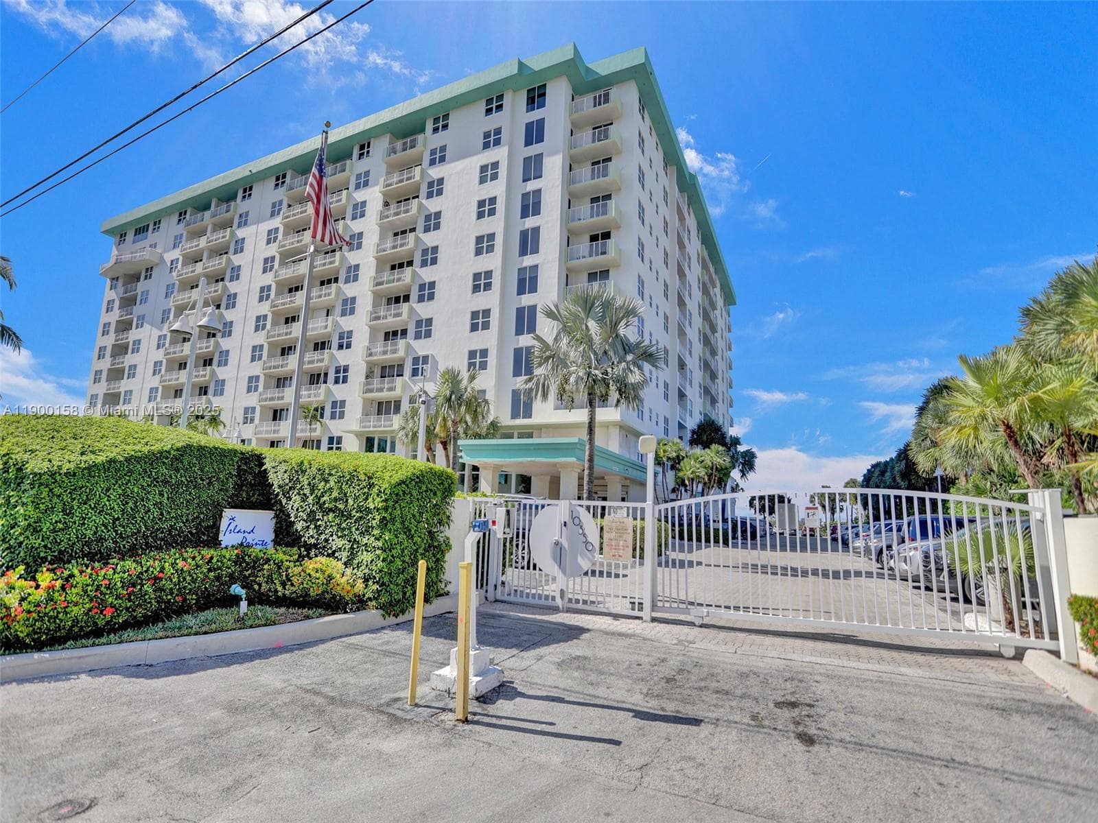 ISLAND POINTE CONDO · #PHN in Bay Harbor Islands - Photo 57