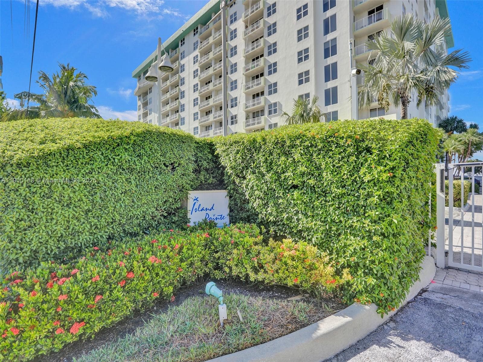 ISLAND POINTE CONDO · #PHN in Bay Harbor Islands - Photo 58