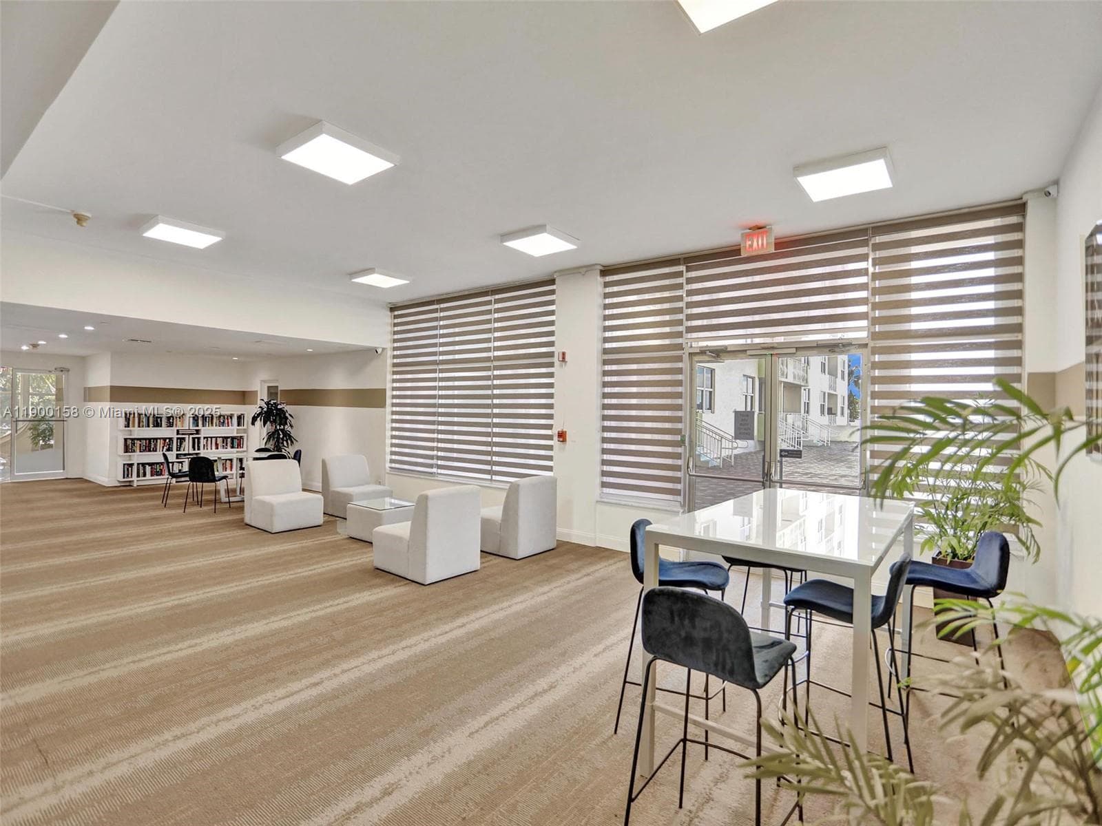 ISLAND POINTE CONDO · #PHN in Bay Harbor Islands - Photo 31