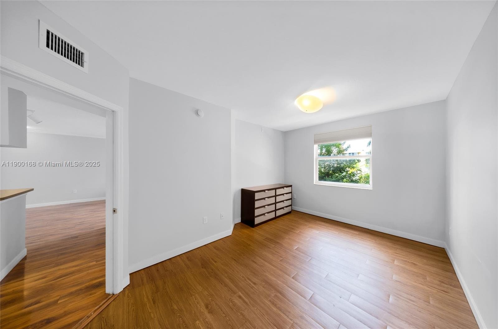Porto Bellagio · #3301 in Sunny Isles Beach - Photo 12