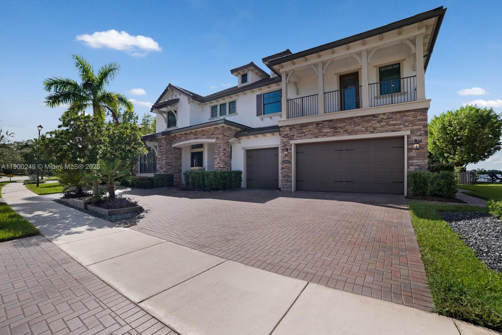 8445 E Watercrest Cir E photo 52