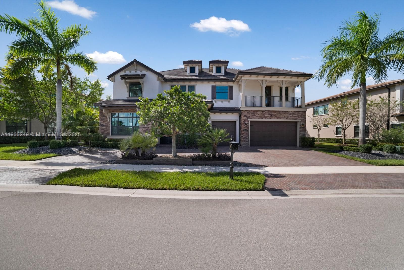 8445 E Watercrest Cir E photo 50