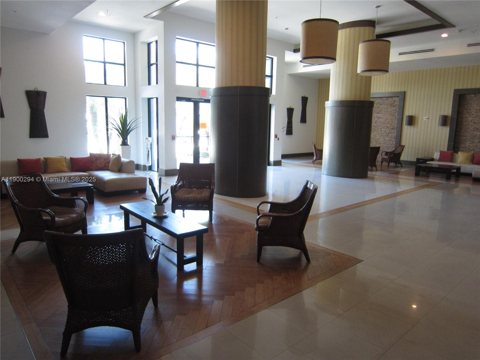 KEYSTONE PARK CONDO · #1613 in Miami - Photo 28
