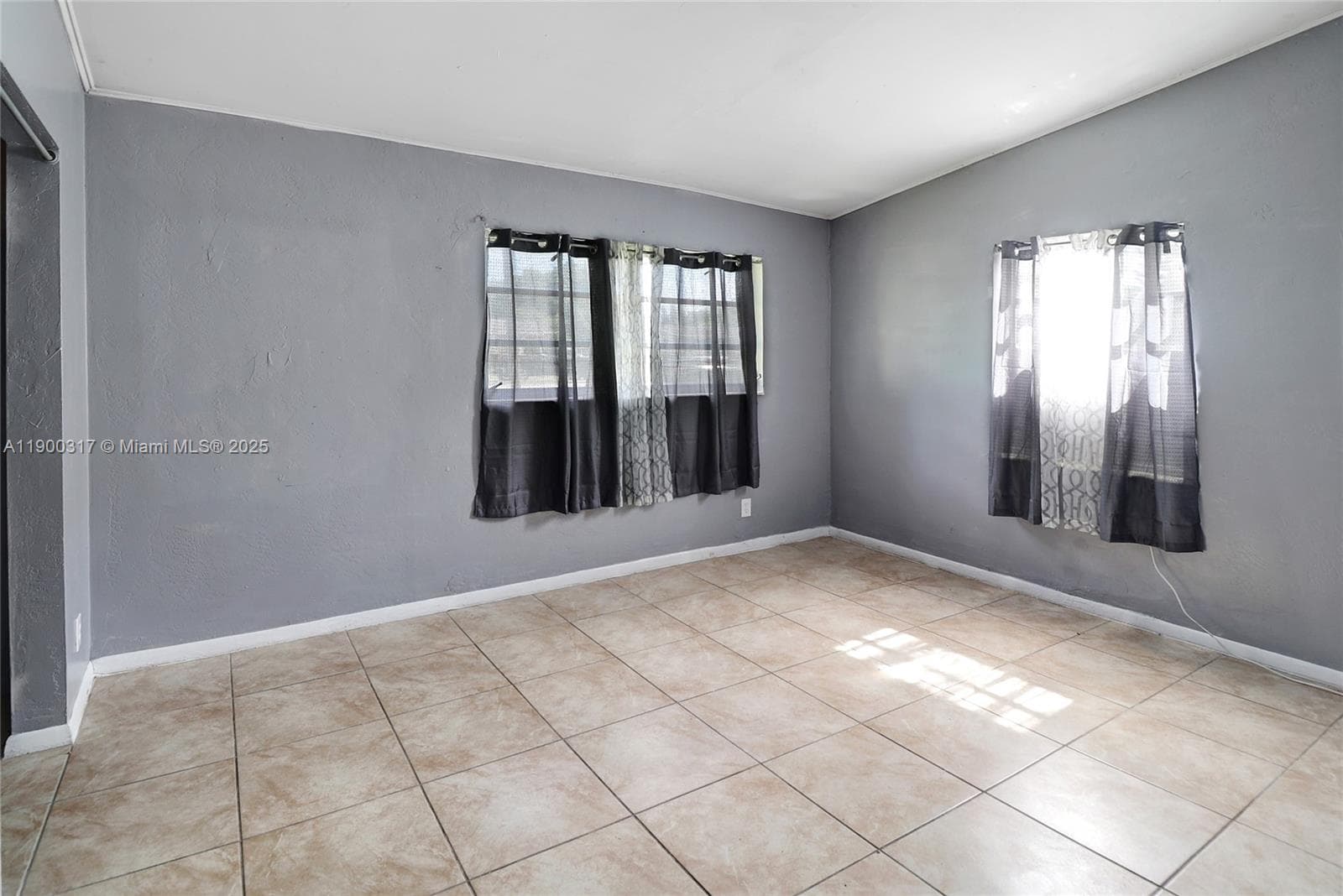 1807 NW 15th Ave photo 8