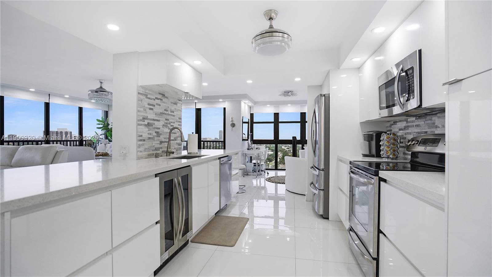 AVANT GARDE · #1510 in Hallandale Beach - Photo 7