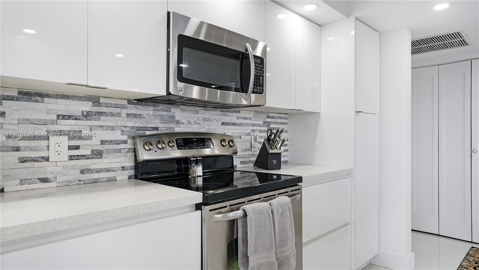 AVANT GARDE · #1510 in Hallandale Beach - Photo 5