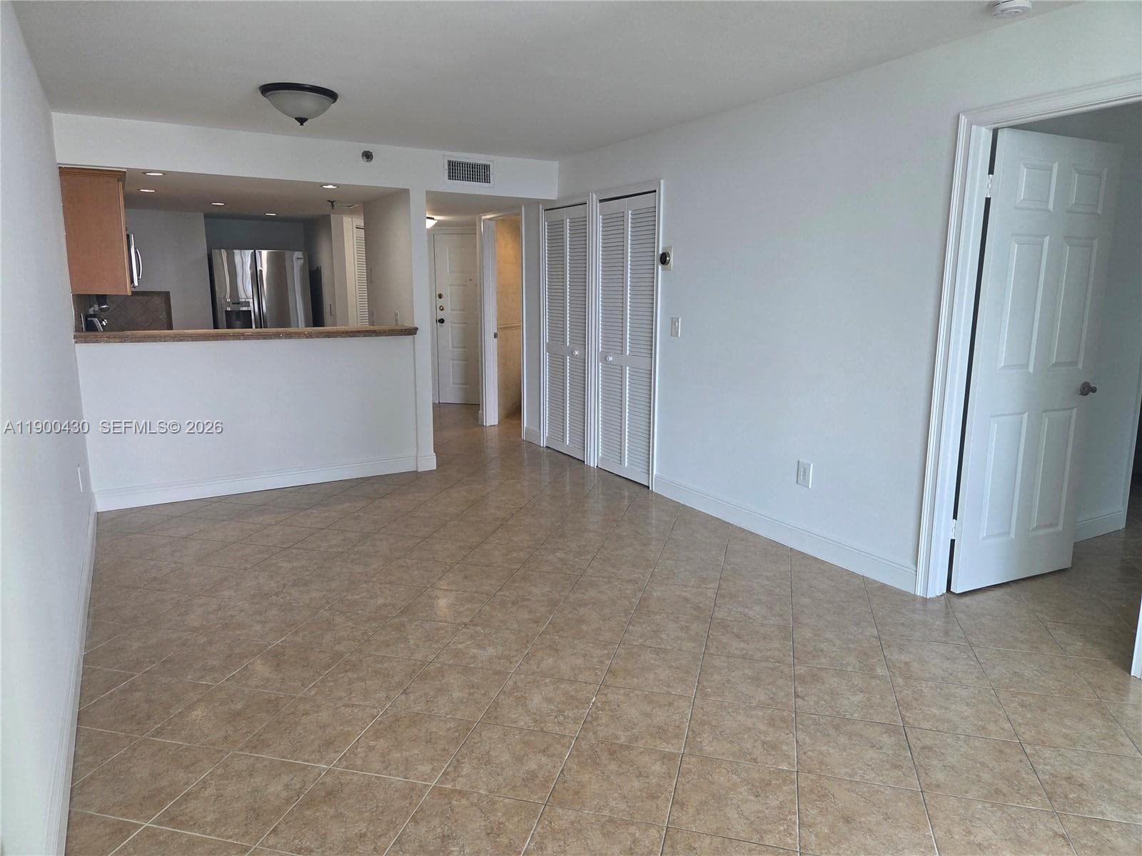 LA RIVE GAUCHE CONDO · #806 in Miami Beach - Photo 2
