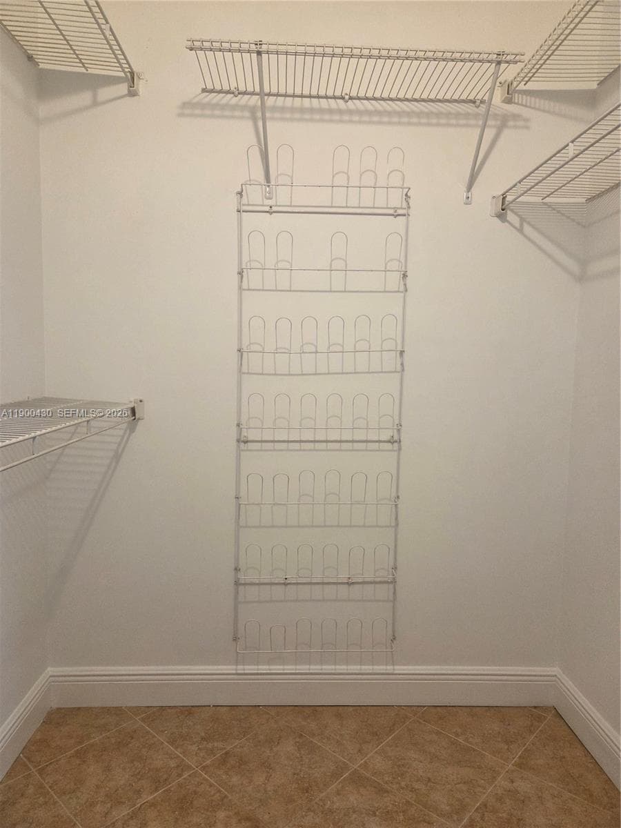 LA RIVE GAUCHE CONDO · #806 in Miami Beach - Photo 13