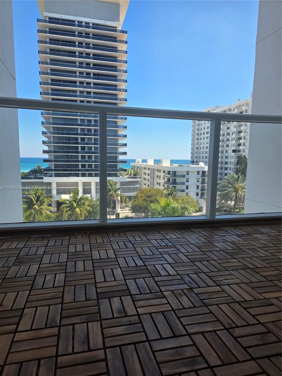 LA RIVE GAUCHE CONDO · #806 in Miami Beach - Photo 14