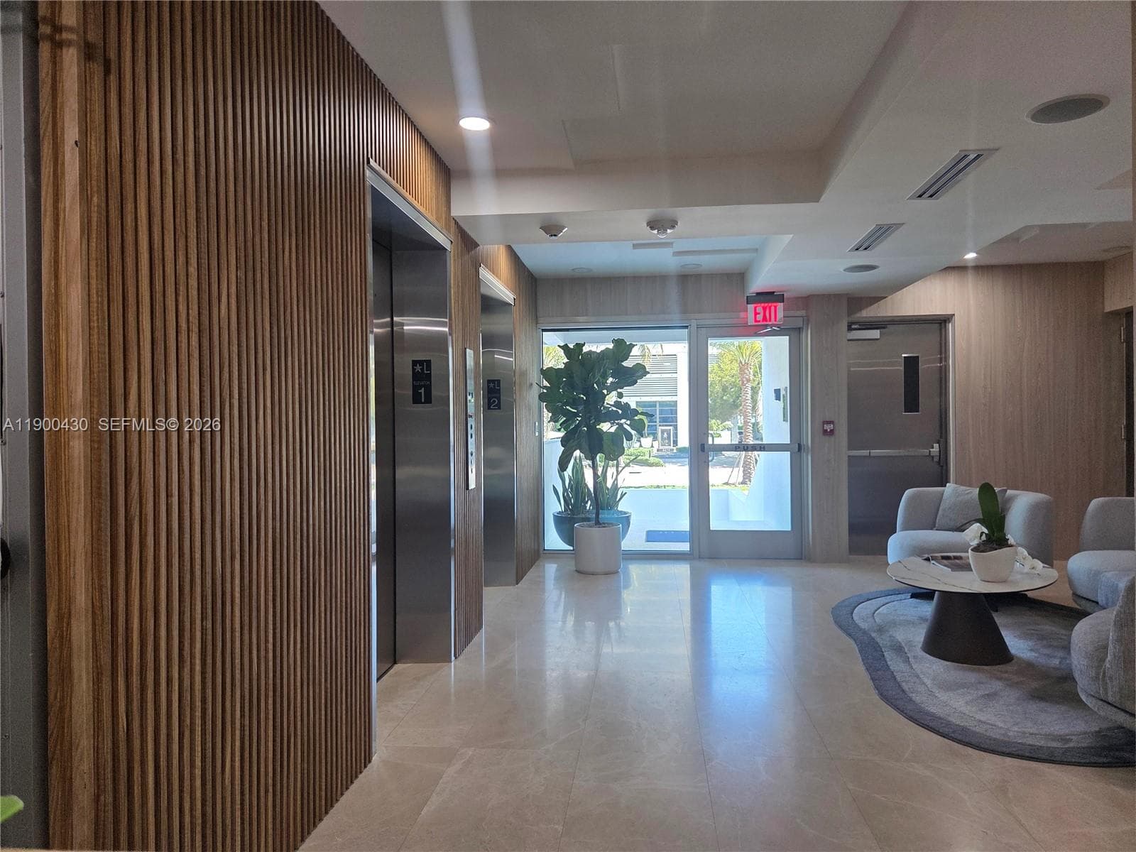 LA RIVE GAUCHE CONDO · #806 in Miami Beach - Photo 18