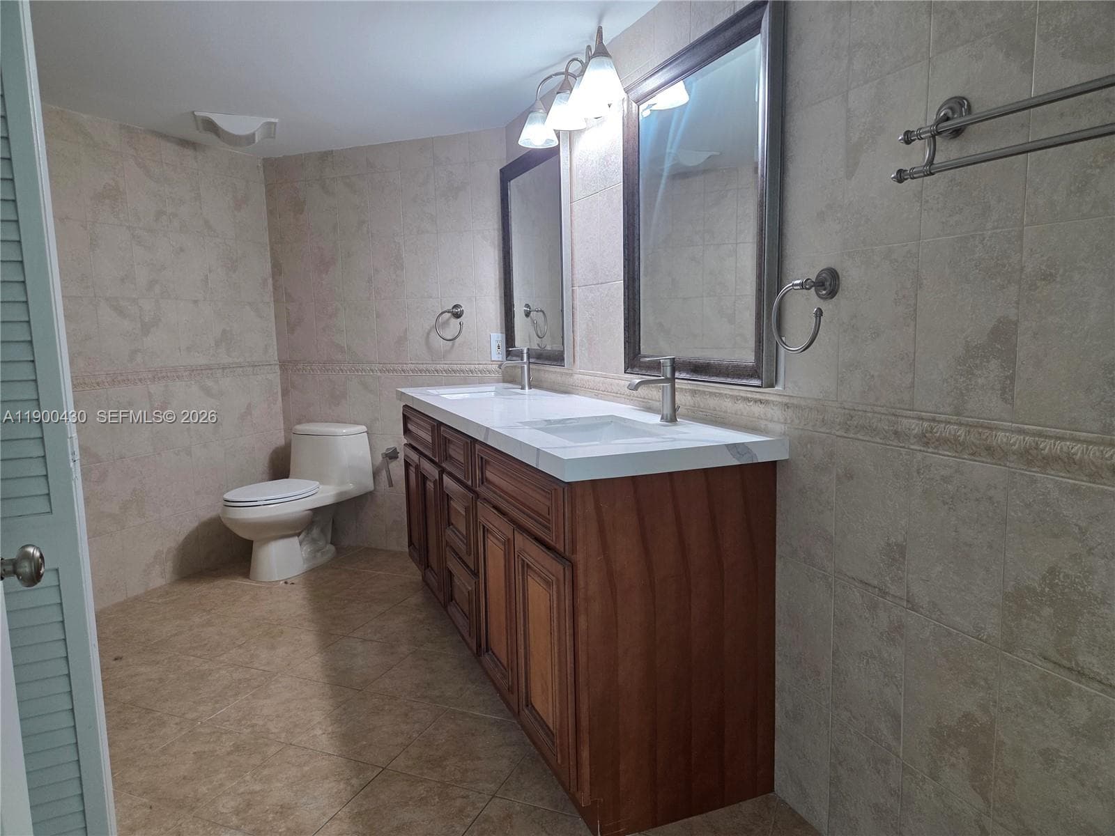 LA RIVE GAUCHE CONDO · #806 in Miami Beach - Photo 11