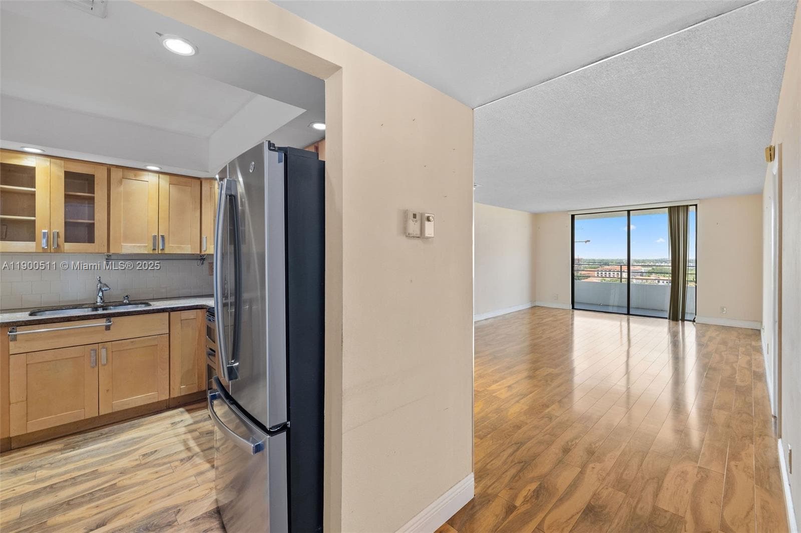 The Olympus Condo · #1008 in Hallandale Beach - Photo 6