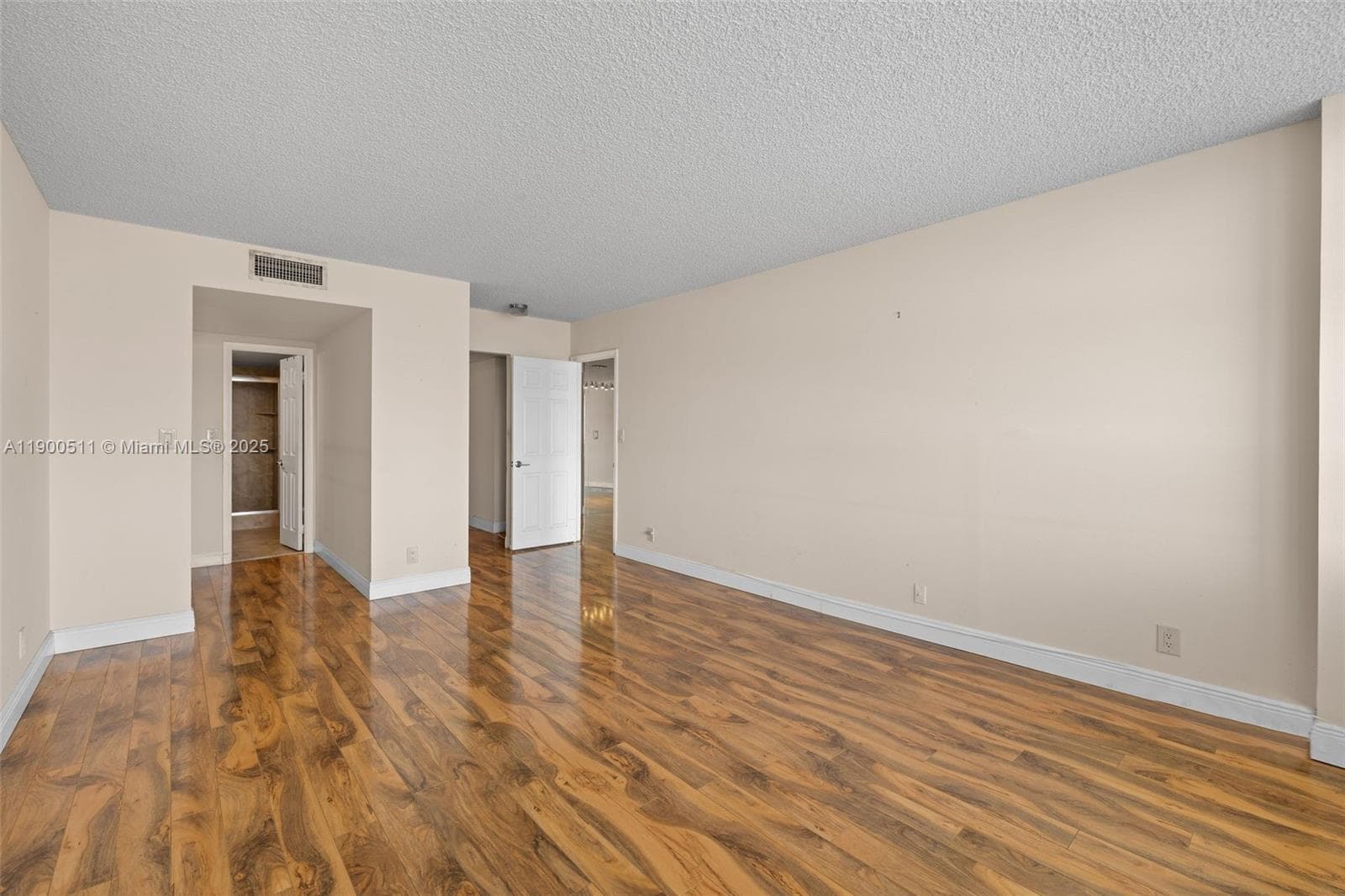 The Olympus Condo · #1008 in Hallandale Beach - Photo 13