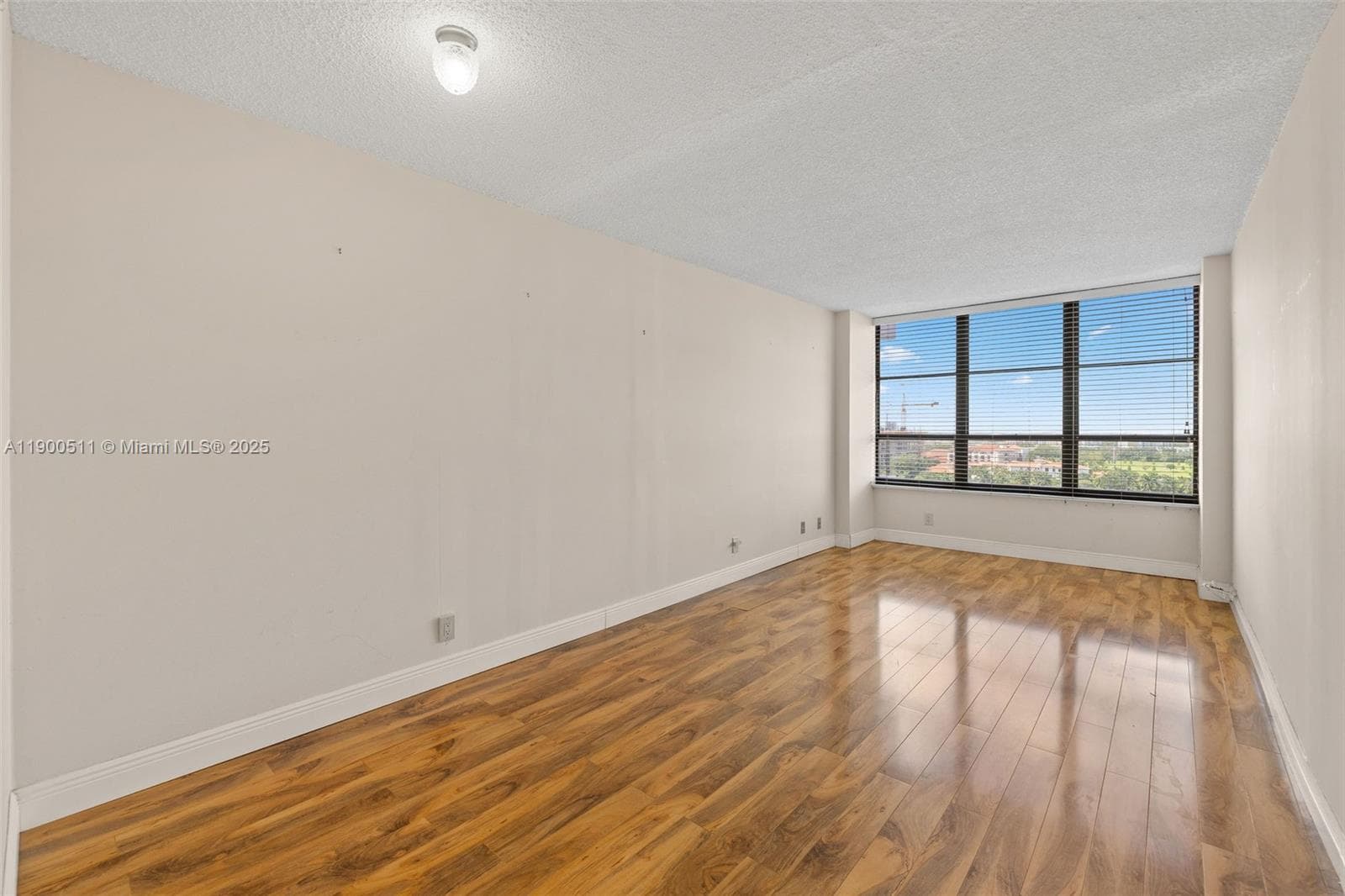 The Olympus Condo · #1008 in Hallandale Beach - Photo 18