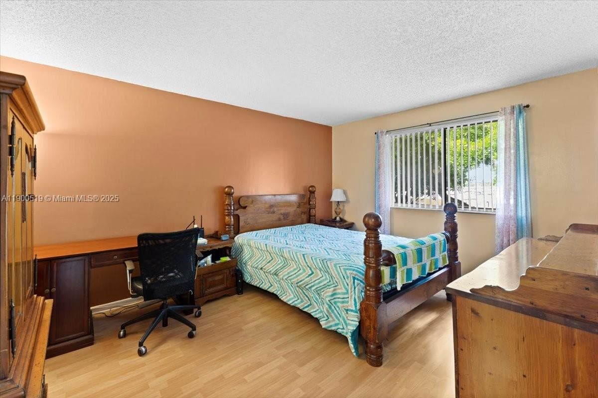 OAKLAND FOREST CLUB · #204 in Oakland Park - Photo 12