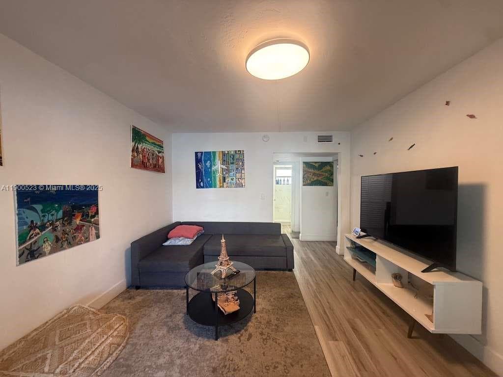 STAR LAKES ESTATES · #509 in Miami - Photo 2