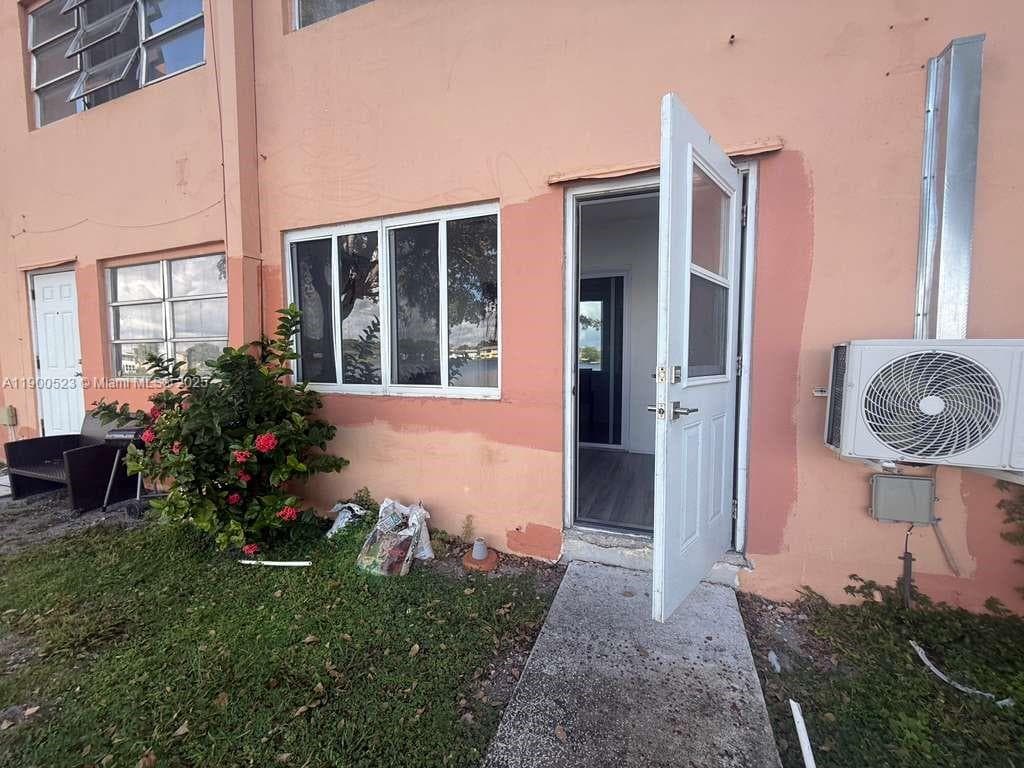 STAR LAKES ESTATES · #509 in Miami - Photo 17