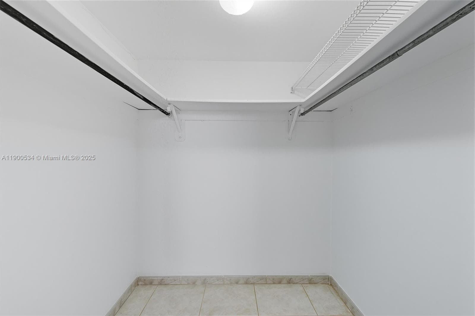 PLAZA TOWERS NORTH CONDO · #1809 in Hallandale Beach - Photo 23