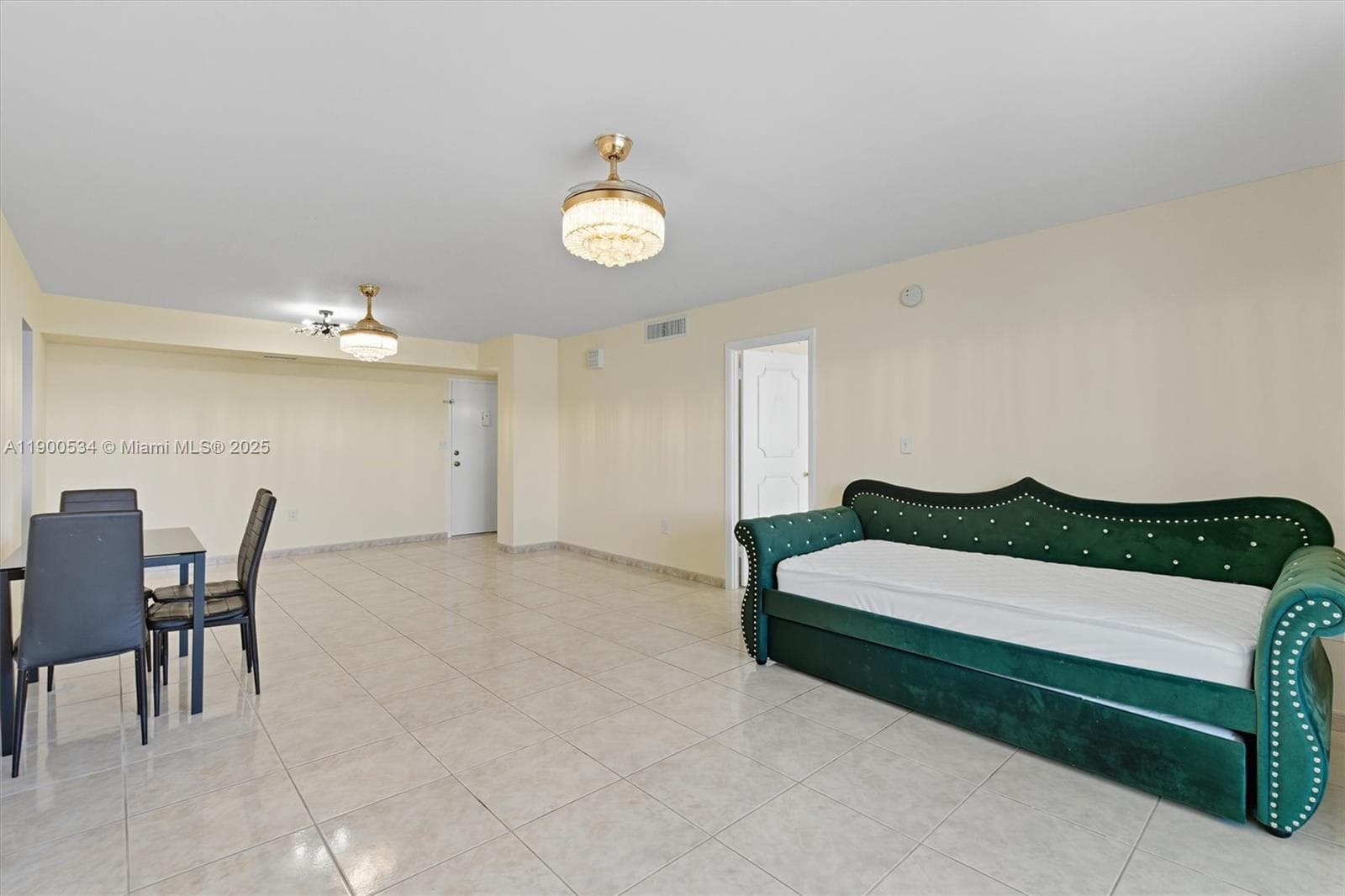 PLAZA TOWERS NORTH CONDO · #1809 in Hallandale Beach - Photo 6