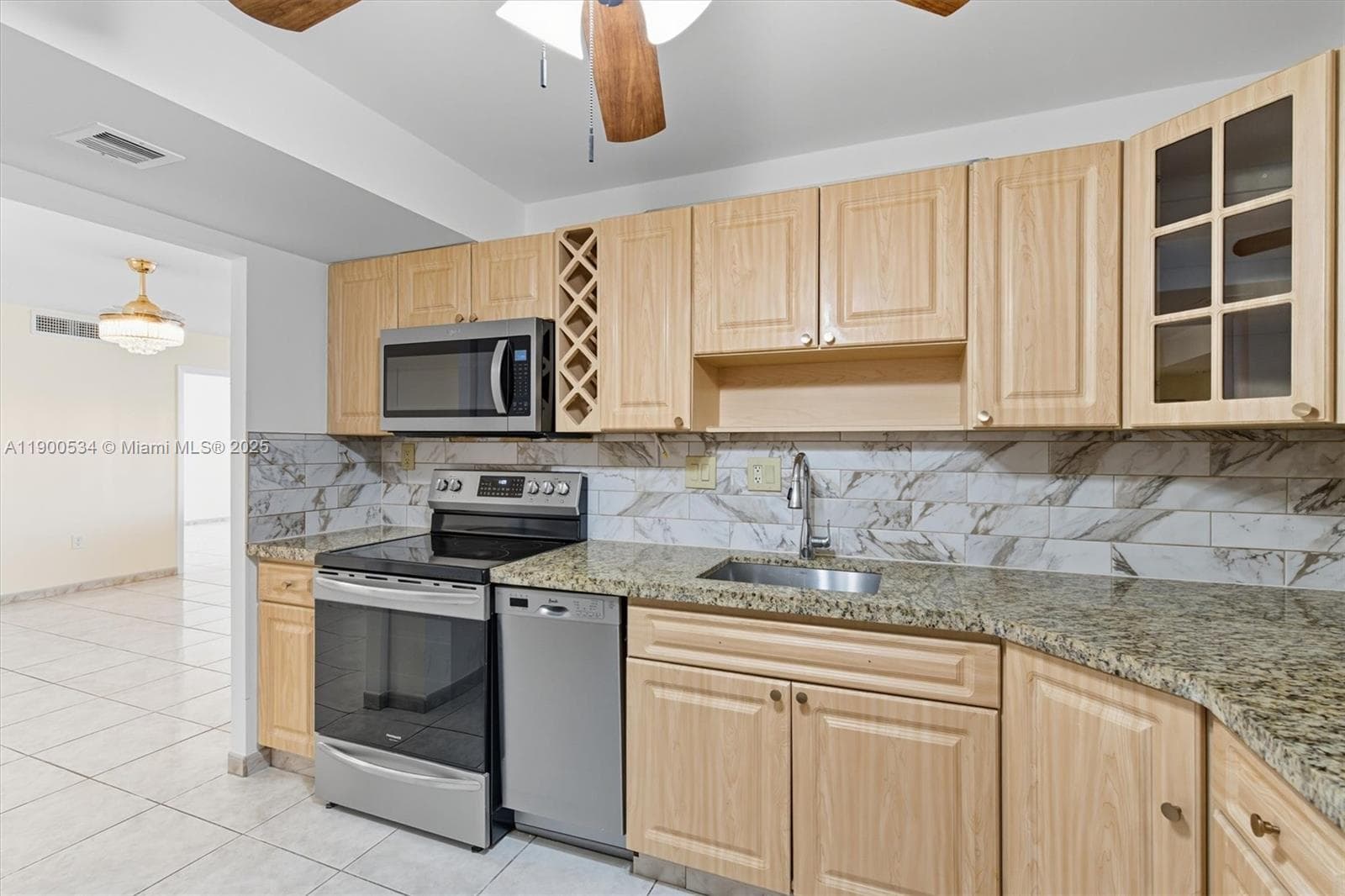 PLAZA TOWERS NORTH CONDO · #1809 in Hallandale Beach - Photo 13