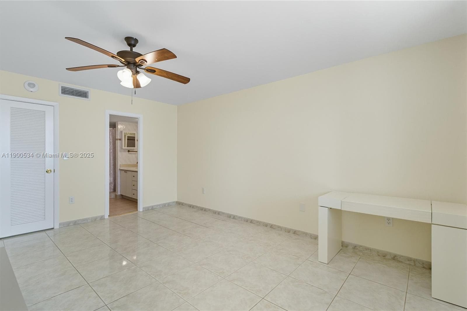 PLAZA TOWERS NORTH CONDO · #1809 in Hallandale Beach - Photo 22