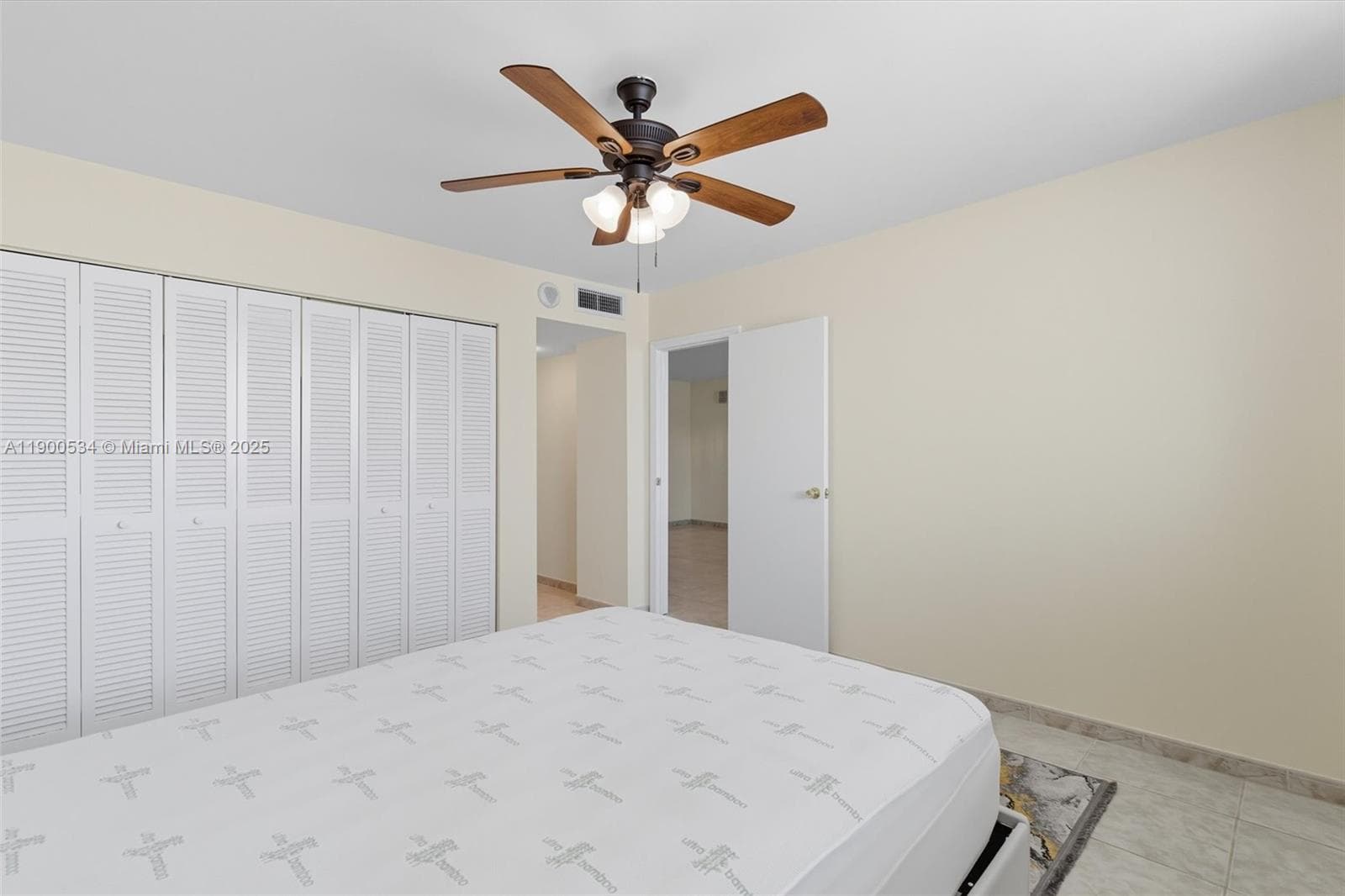 PLAZA TOWERS NORTH CONDO · #1809 in Hallandale Beach - Photo 20