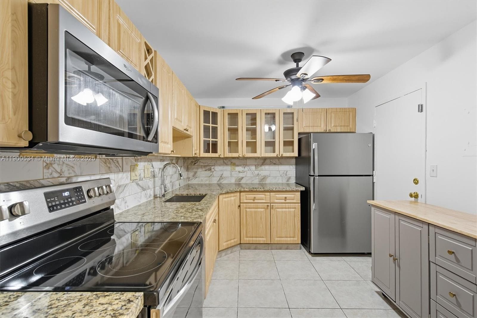 PLAZA TOWERS NORTH CONDO · #1809 in Hallandale Beach - Photo 11