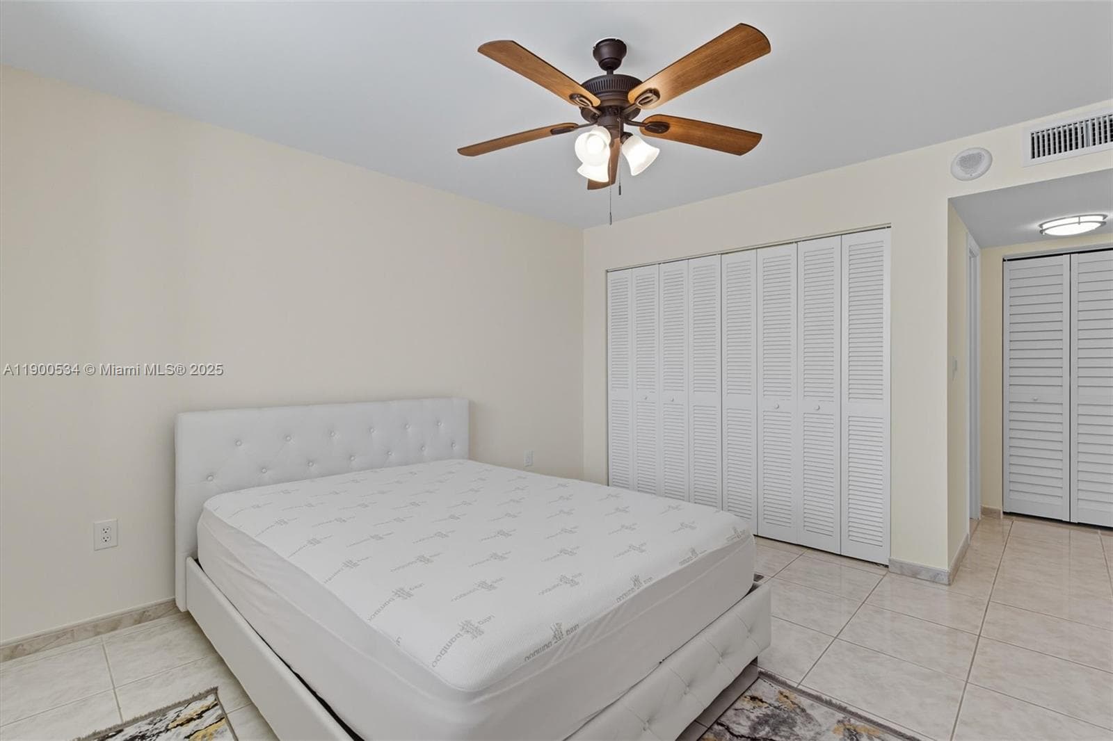 PLAZA TOWERS NORTH CONDO · #1809 in Hallandale Beach - Photo 19