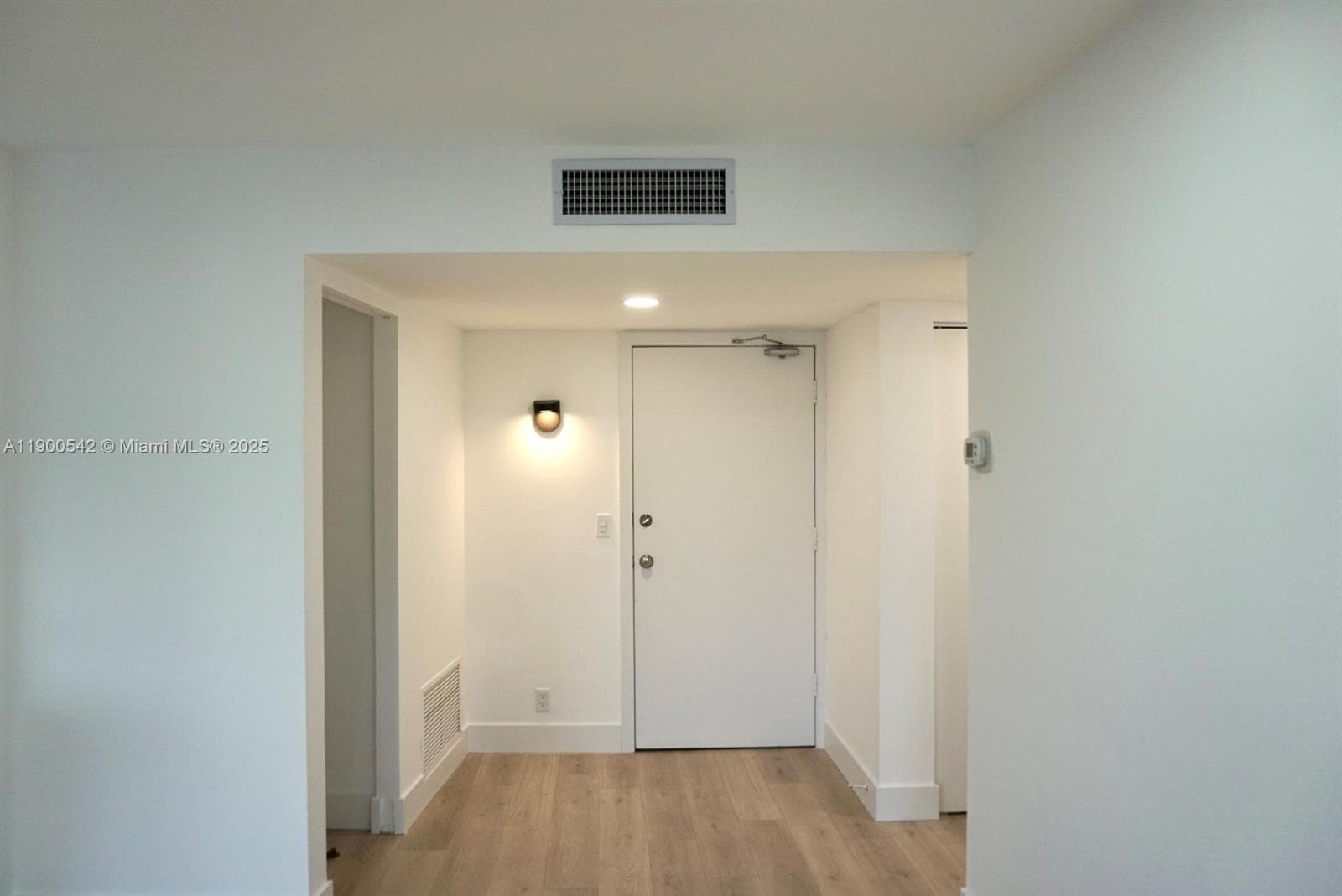 FAIRWAYS RIVIERA CONDO · #518 in Hallandale Beach - Photo 7