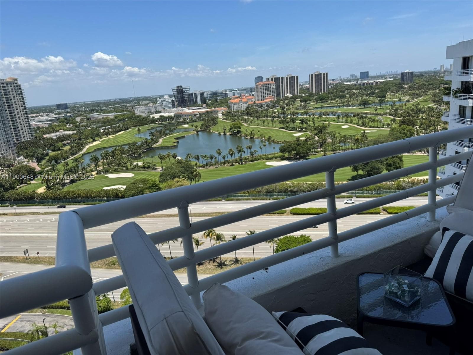 parc Central Aventura Eas · #PH01 in Aventura - Photo 20