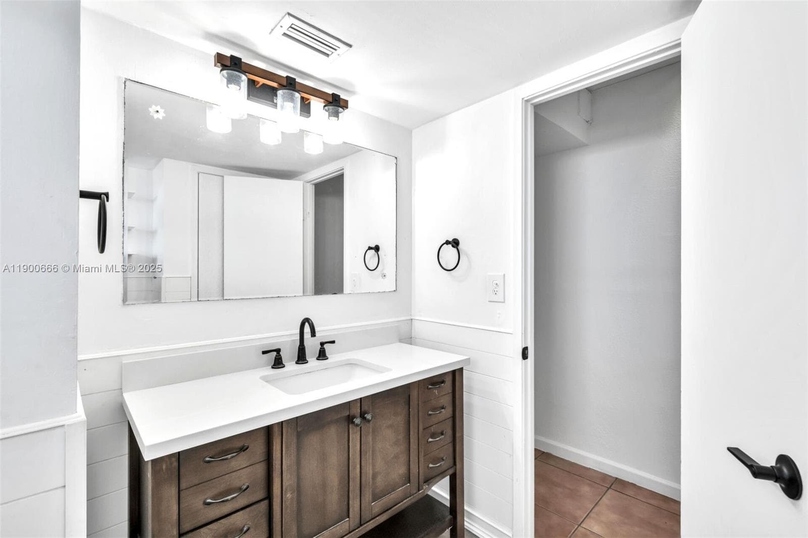 JADE WINDS GROUP - · #508-1 in Miami - Photo 25