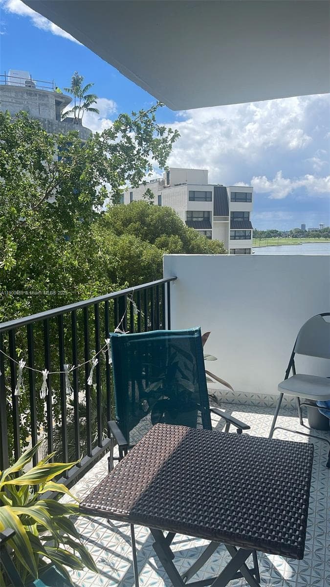 LONGWOOD TOWERS CONDO · #503 in Bay Harbor Islands - Photo 13