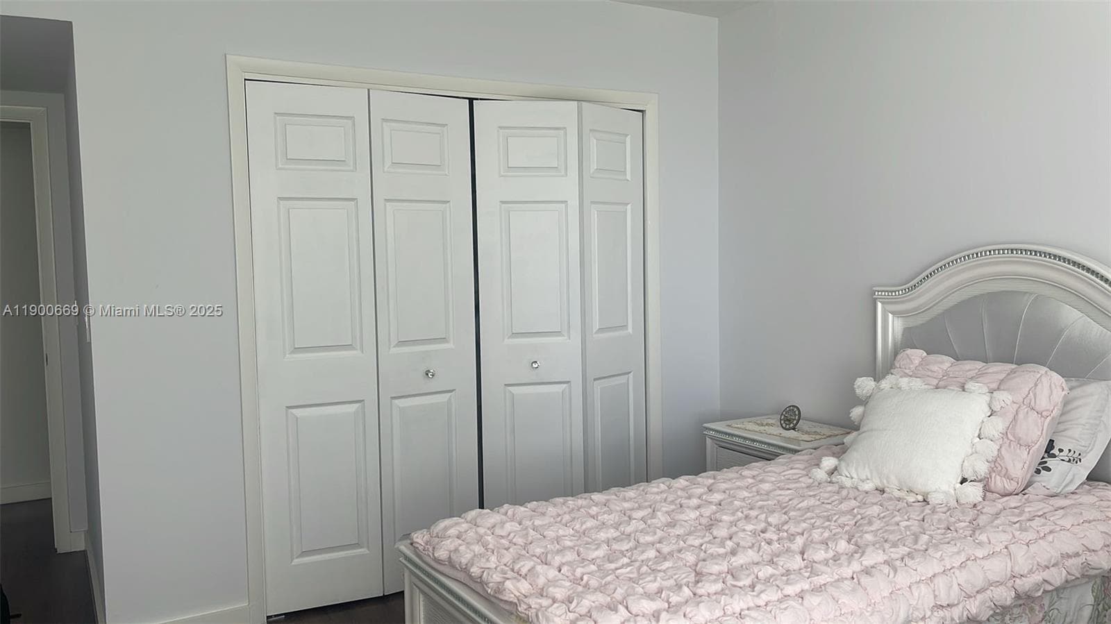 LONGWOOD TOWERS CONDO · #503 in Bay Harbor Islands - Photo 5