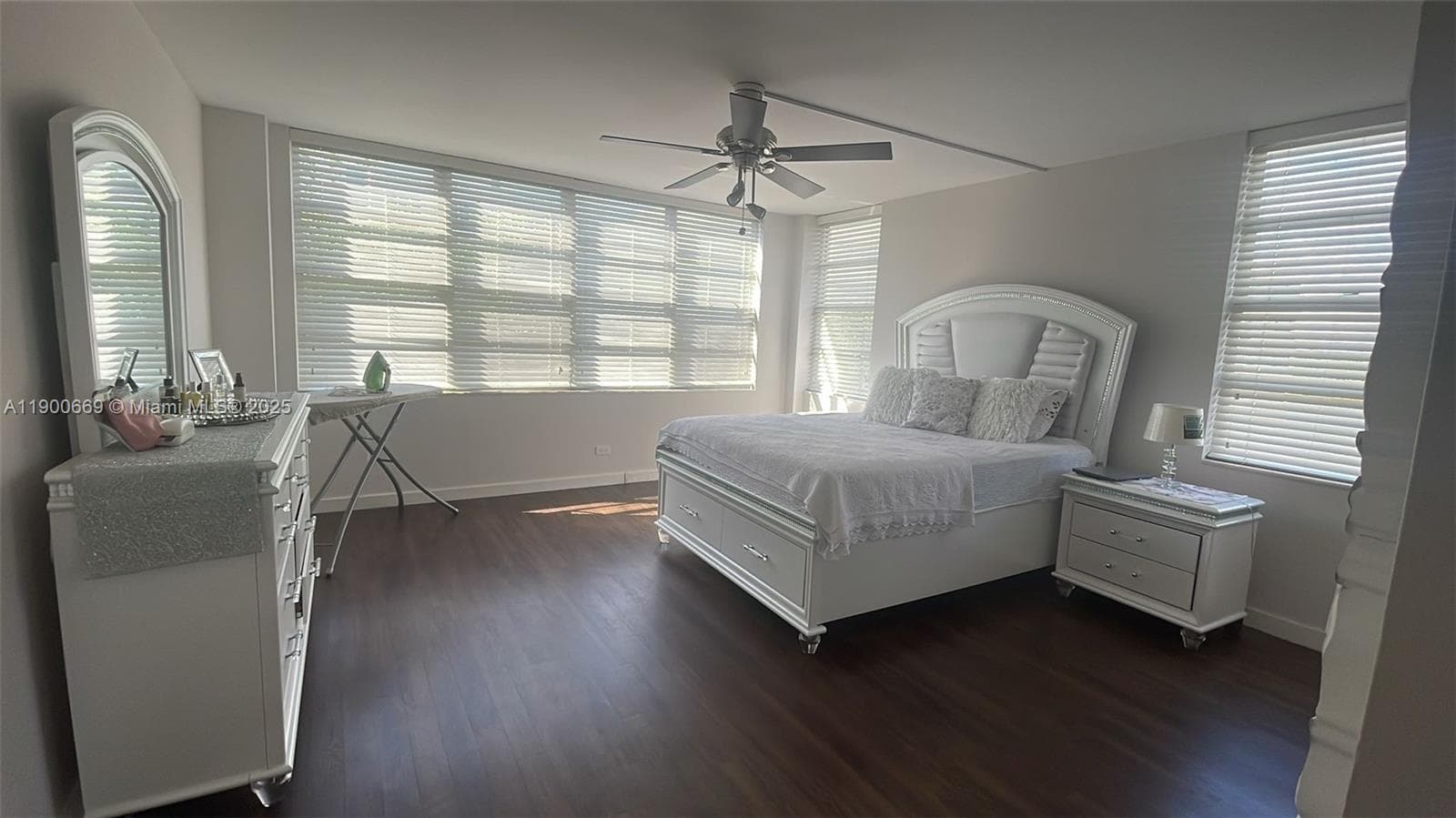 LONGWOOD TOWERS CONDO · #503 in Bay Harbor Islands - Photo 8