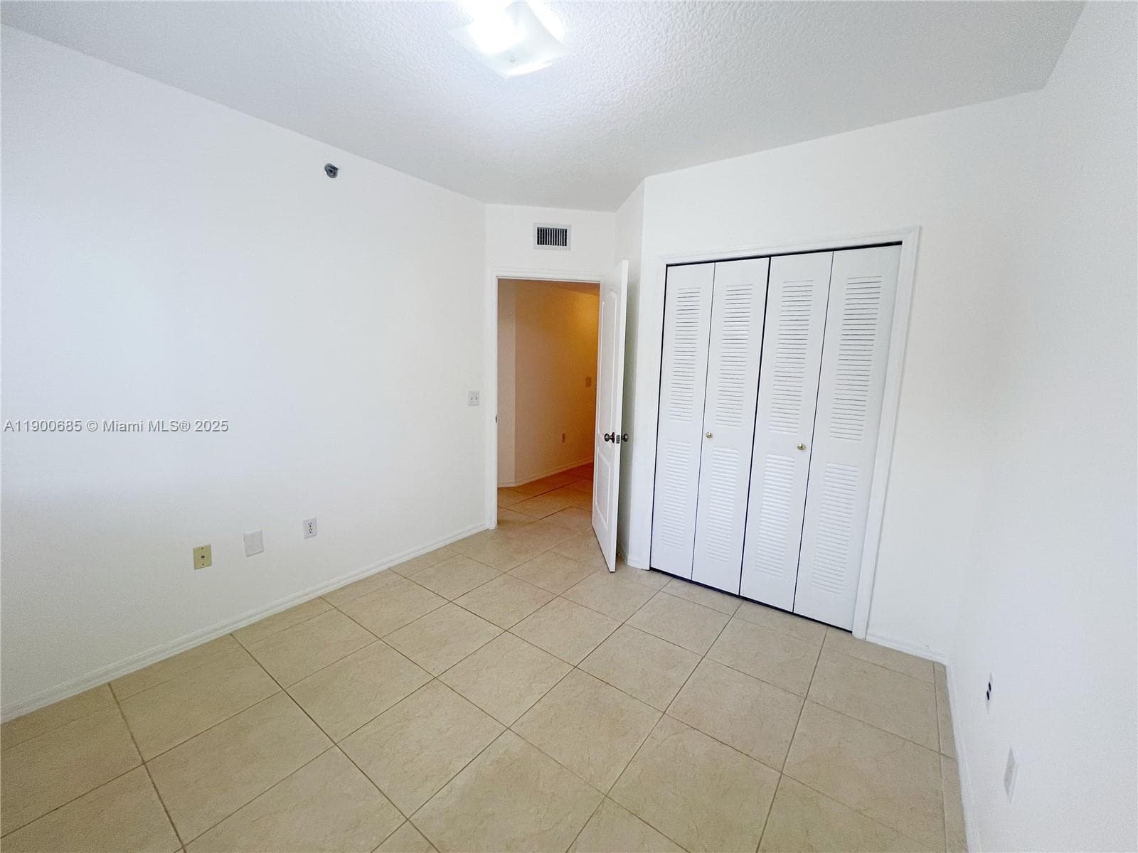 KEYSTONE COURTS CONDO · #W206 in Miami - Photo 22