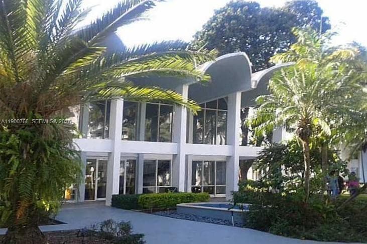 Montecarlo Condo · #C-602 in Miami - Photo 5