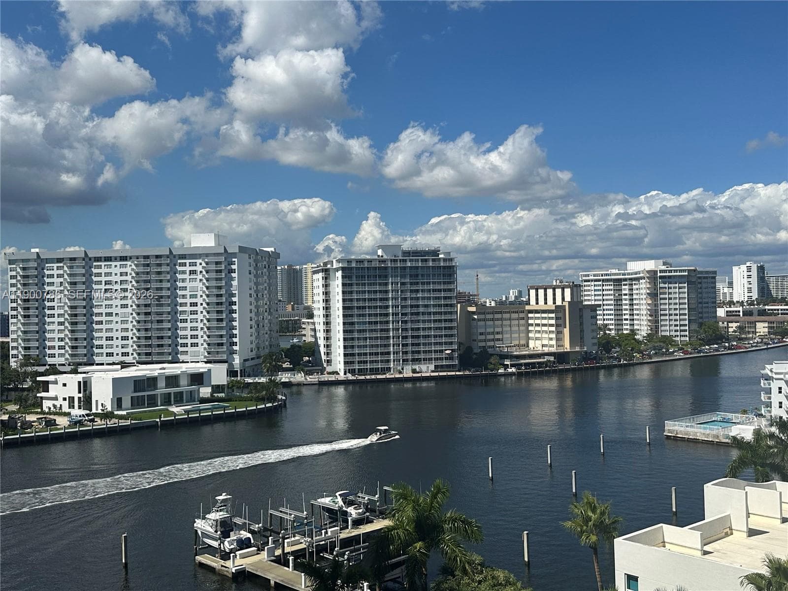 HEMISPHERES CONDO · #8B in Hallandale Beach - Photo 4