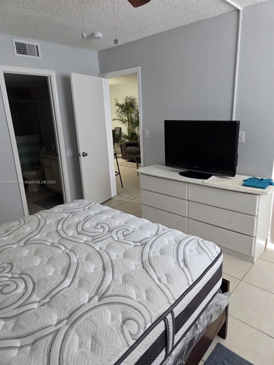 LAKE EMERALD · #109 in Oakland Park - Photo 12