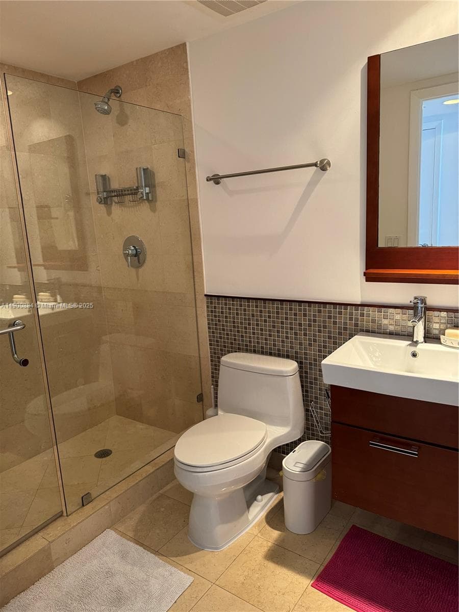 Beach Club Tower 2 · #3303 in Hallandale Beach - Photo 19