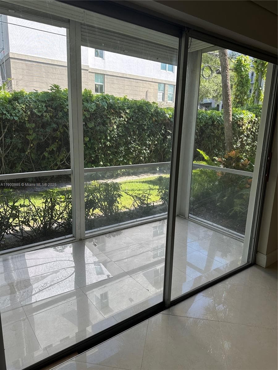 IMPERIAL POINT COLONNADES · #2304 in Fort Lauderdale - Photo 2