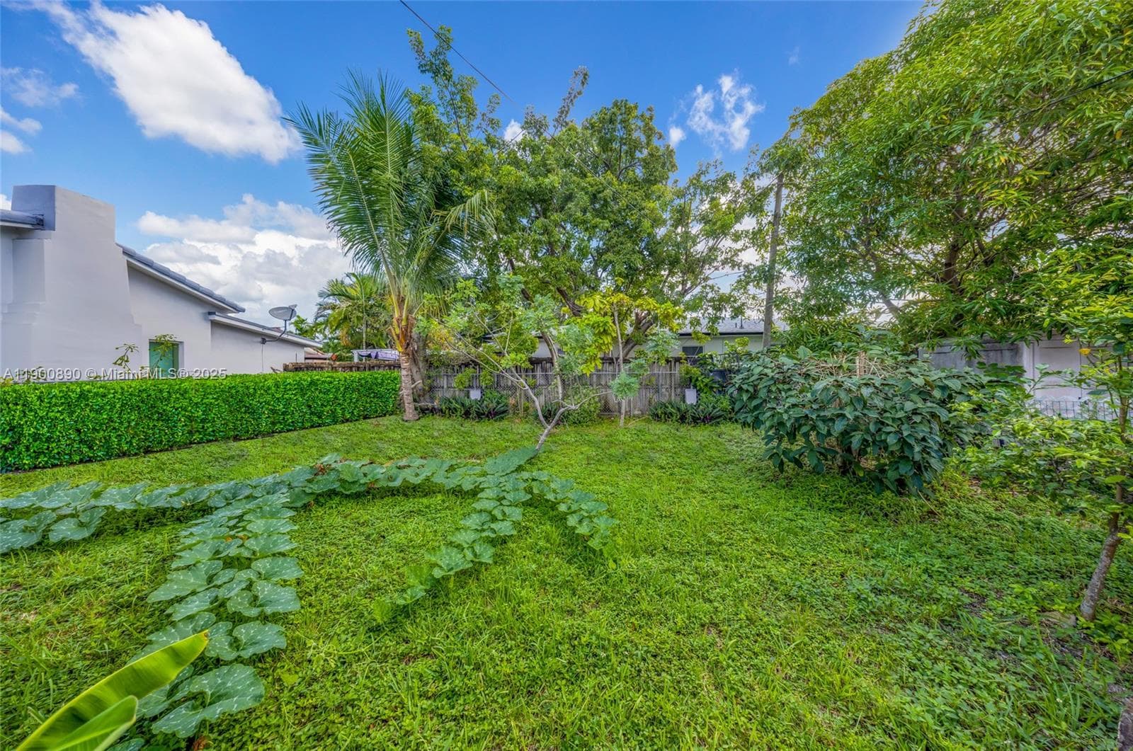 1515 NW 33rd Ave photo 12