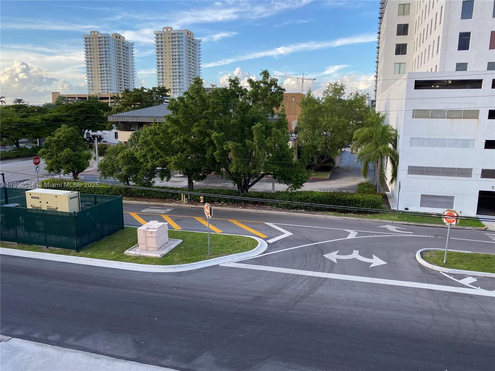 Golden isles Lakes Condo · #3D in Hallandale Beach - Photo 14