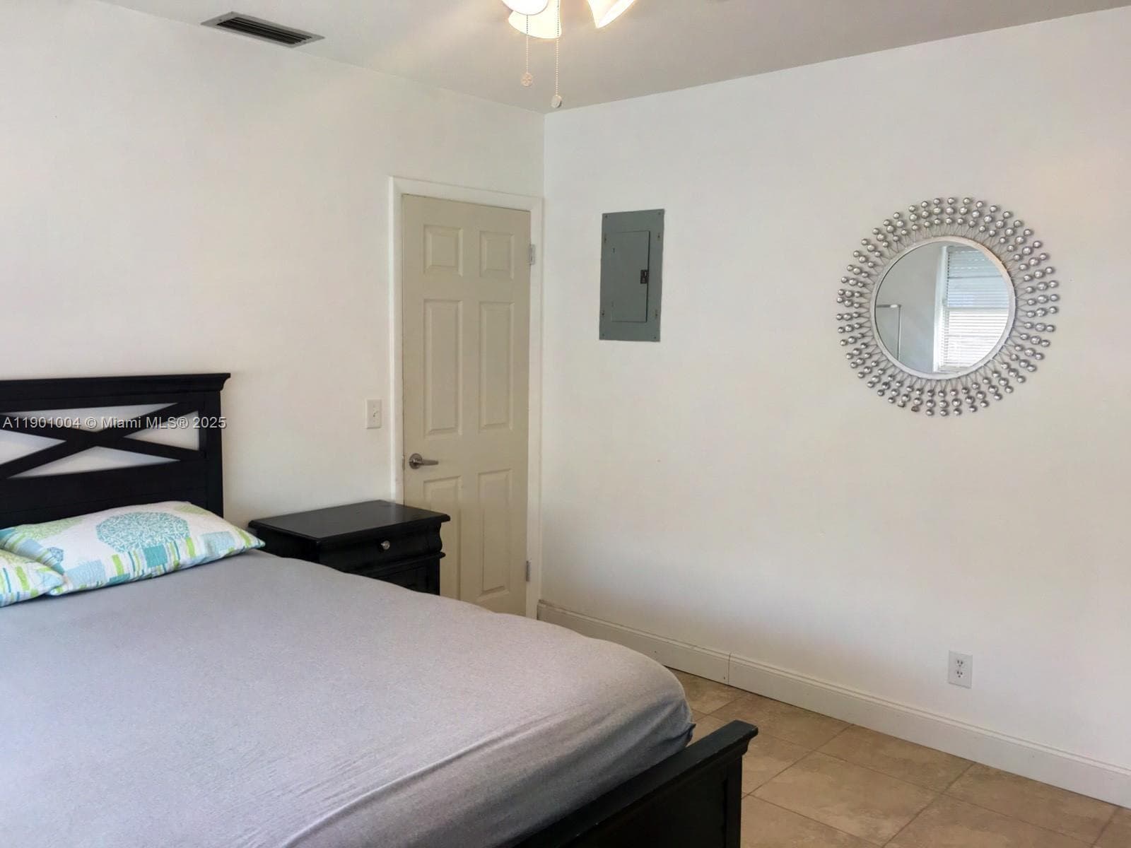 JACKSON ARMS APT CONDO · #104 in Hollywood - Photo 10